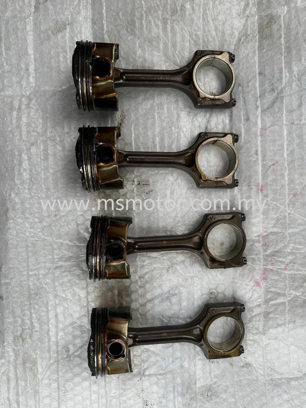 AUDI A4 A5 A6 CDN 2.0T CDN ENGINE PISTON WITH CON ROD - Genuine Used Car Parts